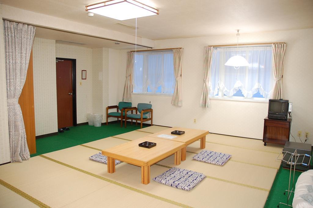 Hotel New Bernina Nagano Oda fotoğraf