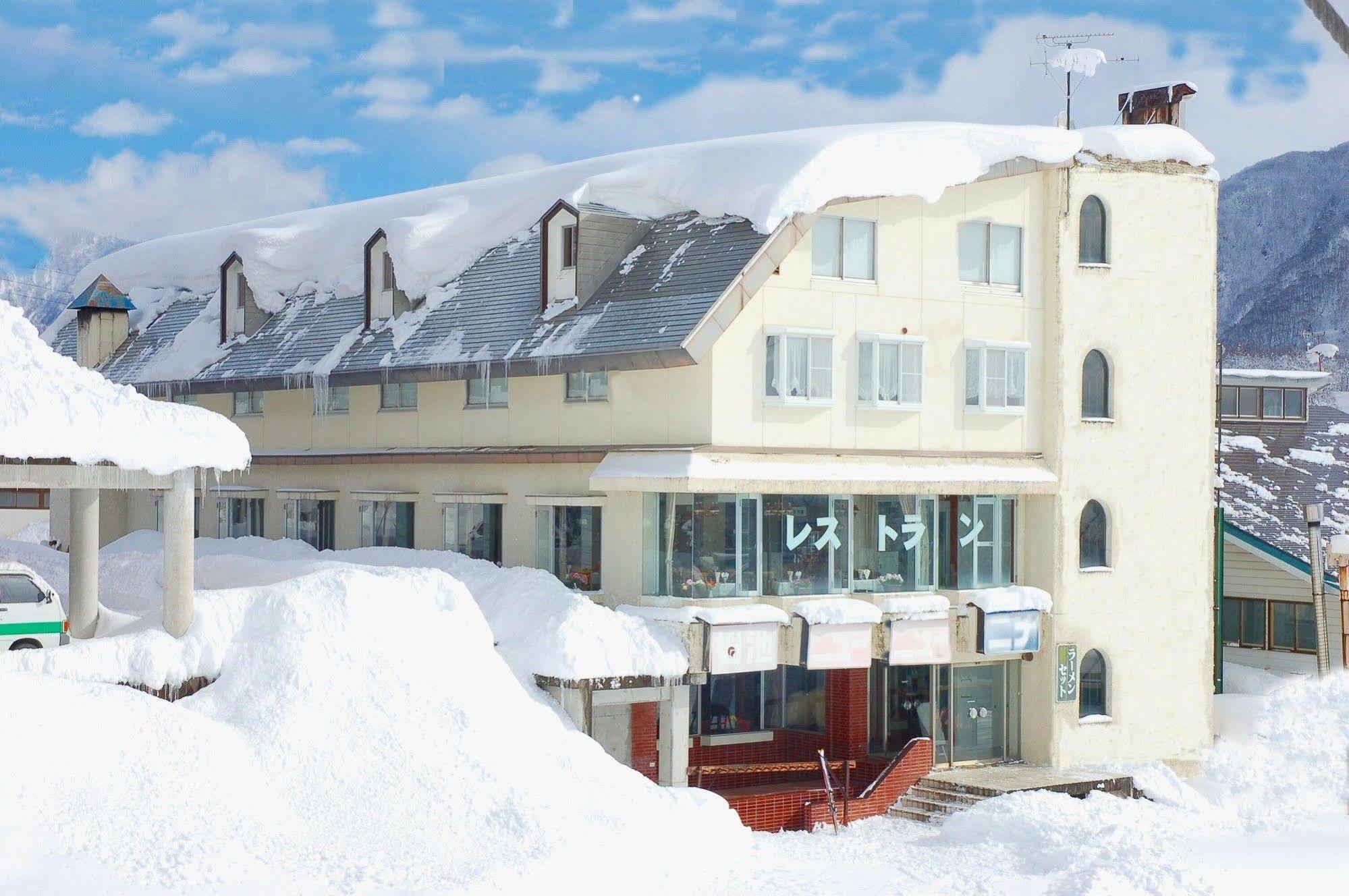Hotel New Bernina Nagano Dış mekan fotoğraf